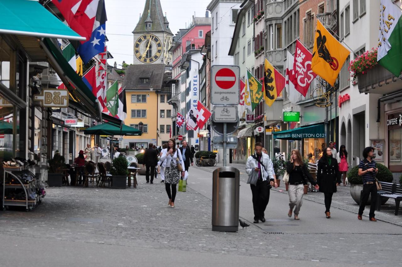 Golden Eye Pedestrian Area Zürich